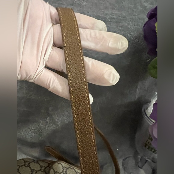 Vintage Gucci Plus Shoulder Bag - Picture 7 of 16